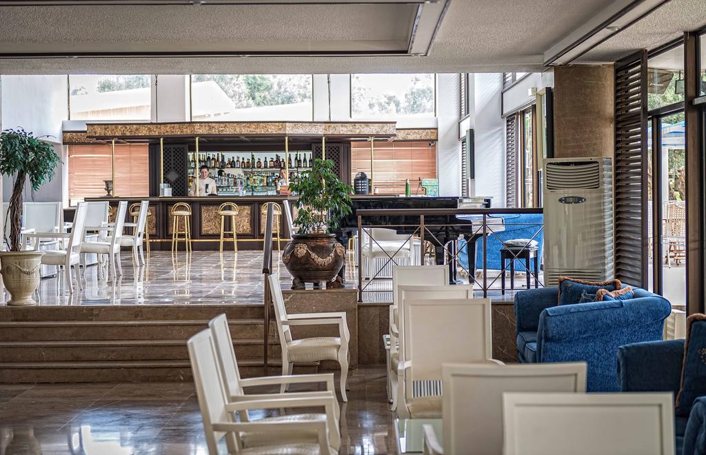 Palmariva Beach Hotel Еретрия Екстериор снимка